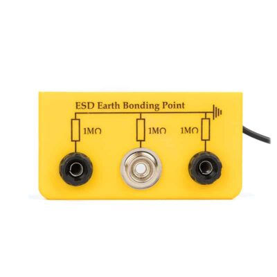LSB2J (1 x 10mm stud, 2 x banana sockets, 1 meg-ohm resistor)